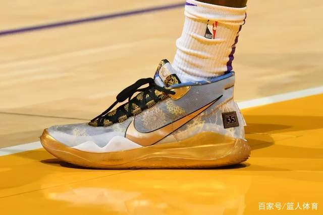 王思雨:观众的欢呼令我兴奋 我认真起来很可怕